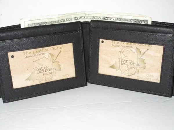 #2211 - Leather Bi-Fold with 2 Flash Passes - Black
