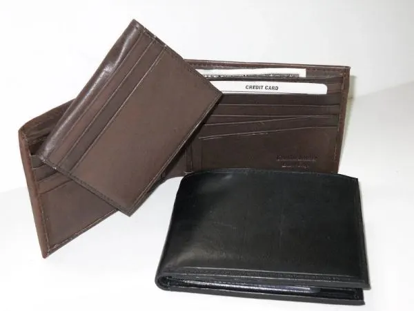 #2217 - Leather Bi-Fold - Pull Out Flash - Black