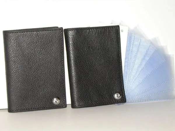 #24 - Fan Out Leather Card Holder - Black