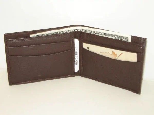 #79 - Thin Bi-fold Leather Wallet - Brown