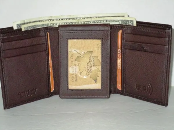 RFID - #51252 - Leather Tri-Fold w/Middle Flap - Brown